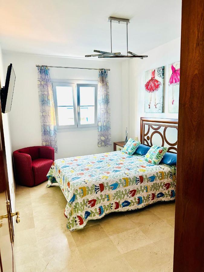Elena Is A Comfortable And Well Located Flat Лас-Пальмас-де-Гран-Канария Экстерьер фото