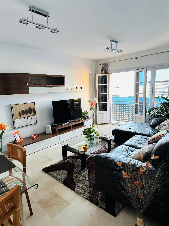 Elena Is A Comfortable And Well Located Flat Лас-Пальмас-де-Гран-Канария Экстерьер фото
