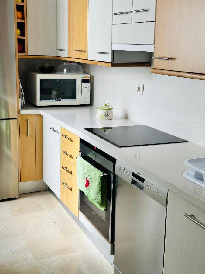 Elena Is A Comfortable And Well Located Flat Лас-Пальмас-де-Гран-Канария Экстерьер фото